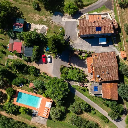 Hébergement de vacances Legnana Borgo a Mozzano